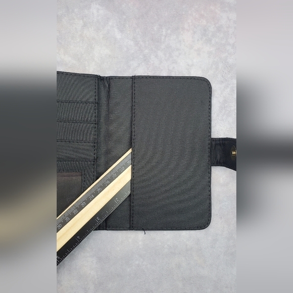 Passport Wallet‎ Black Velvet Floral  Embroidered - Picture 4 of 10